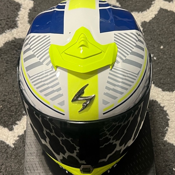 🦂 Scorpion EXO-R1 Air Juice Helmet - Picture 8 of 16